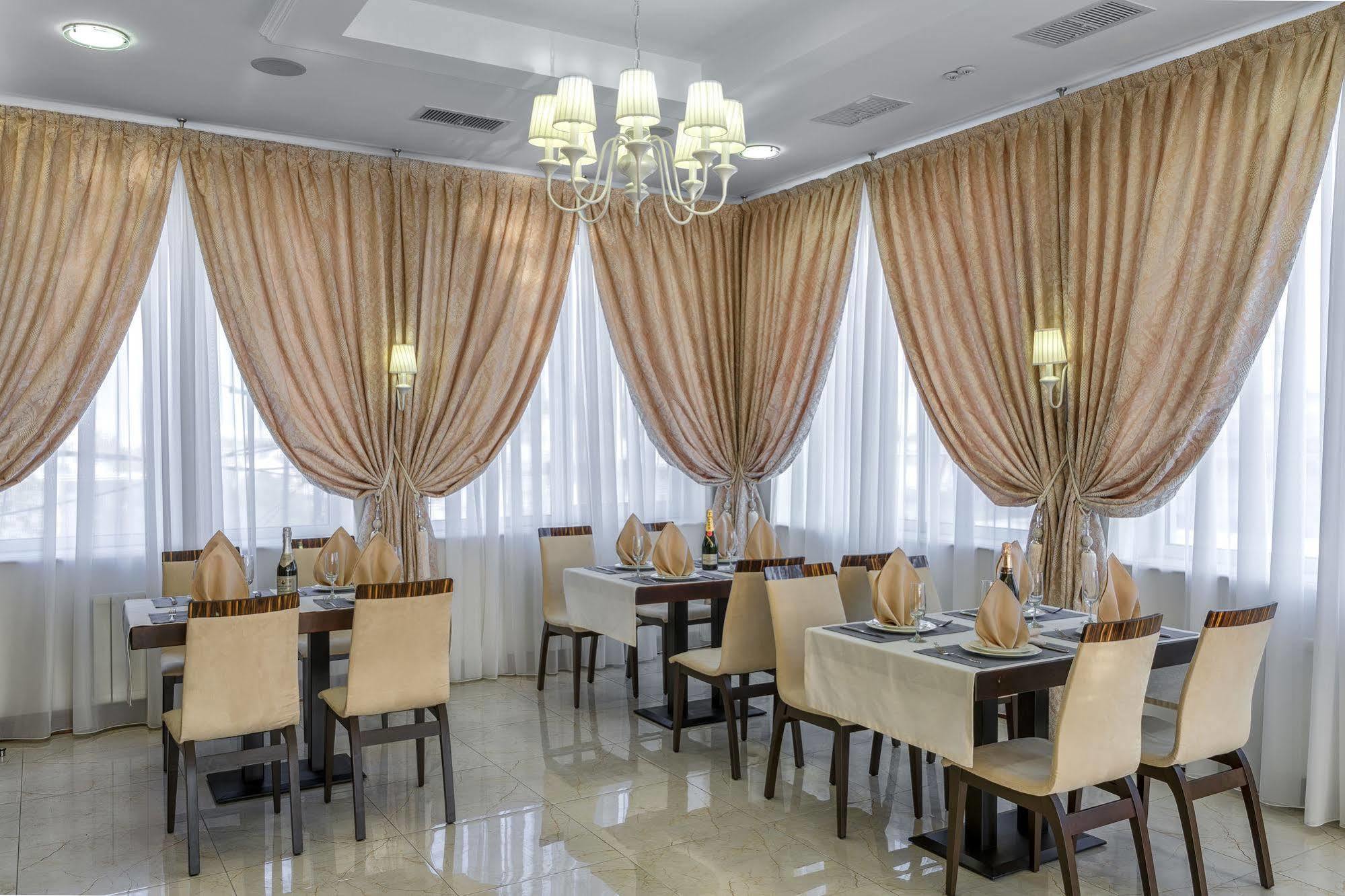 Alarus Luxe Hotel Odessa Exteriör bild